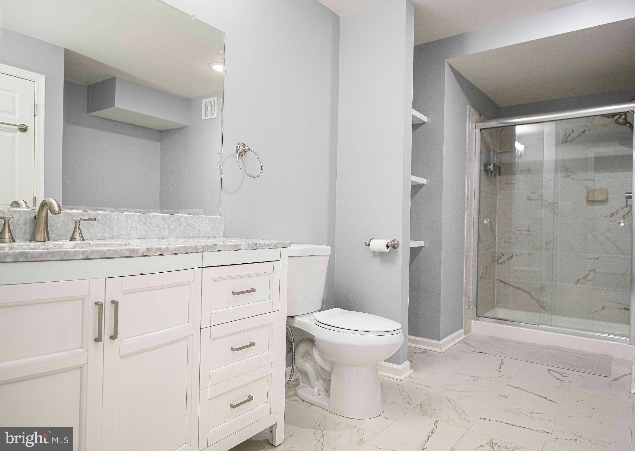 KINGS CHARTER - Residential