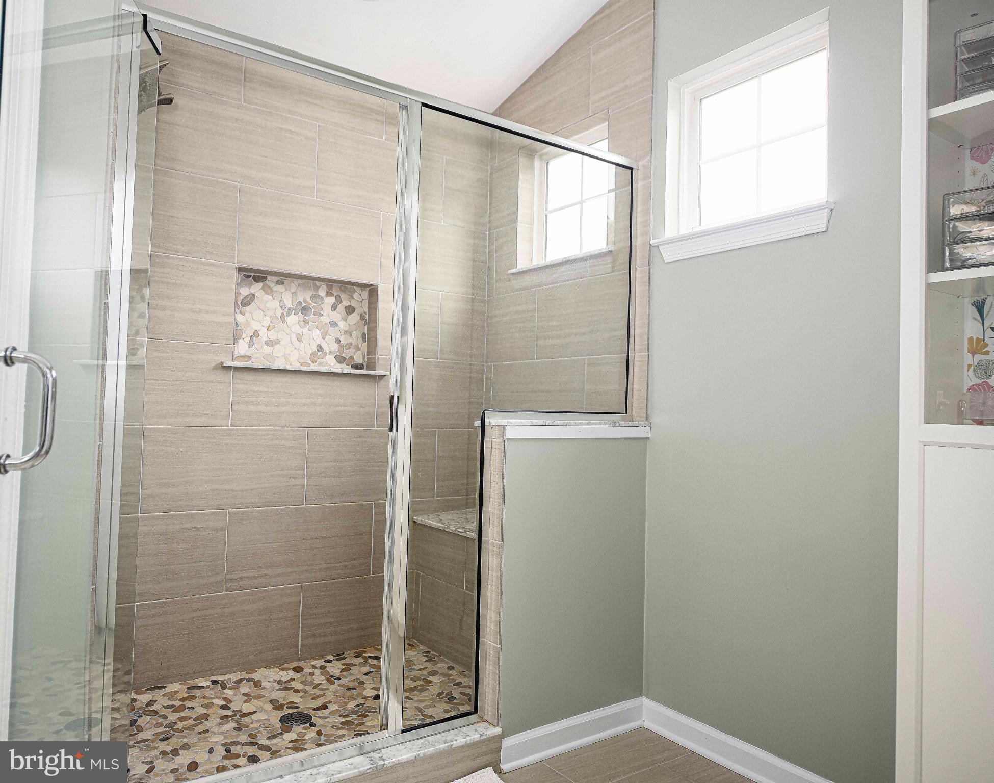 KINGS CHARTER - Residential