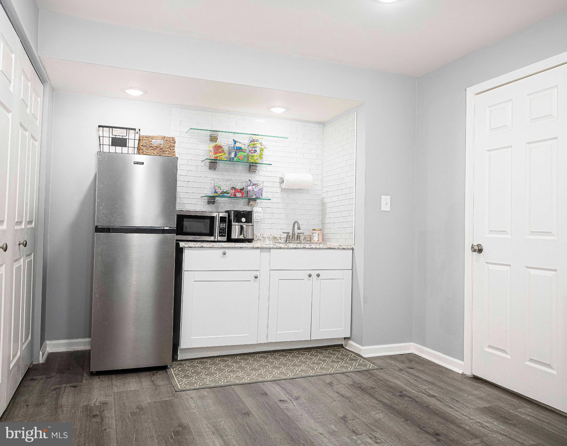 KINGS CHARTER - Residential