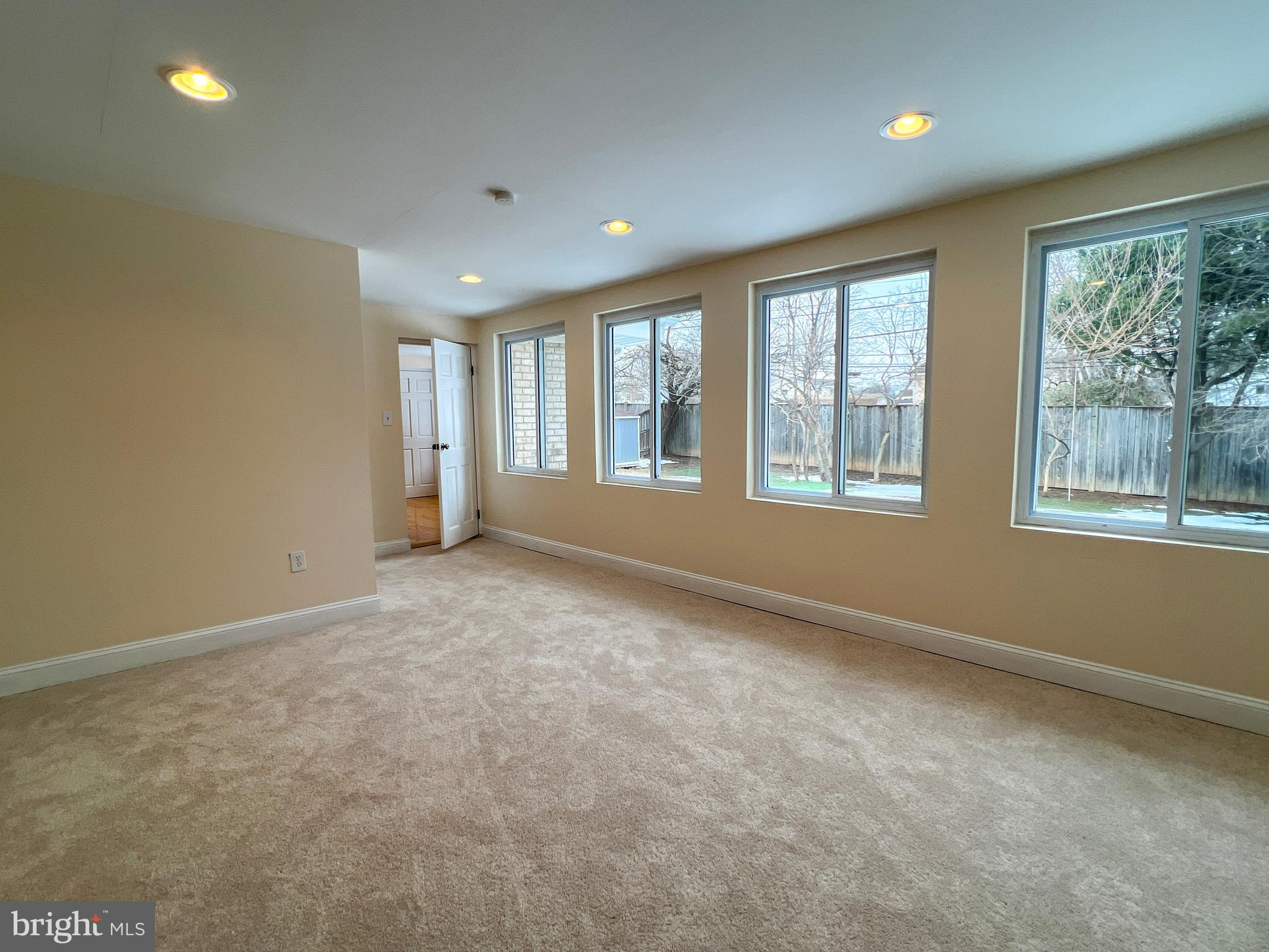 FAIRVIEW ESTATES - Residential