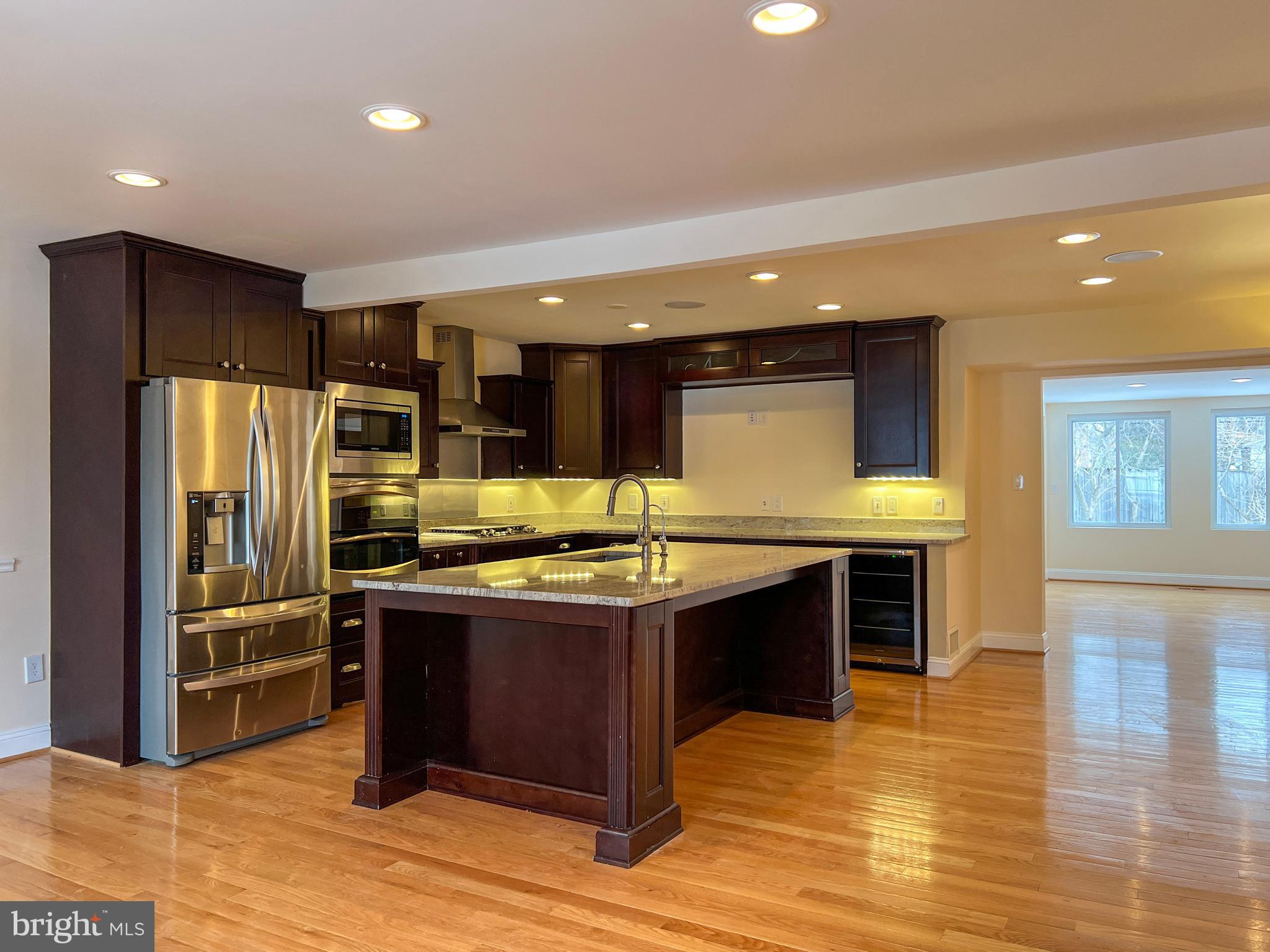 FAIRVIEW ESTATES - Residential