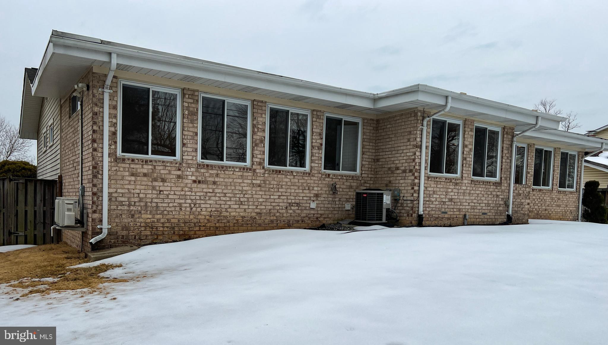 FAIRVIEW ESTATES - Residential