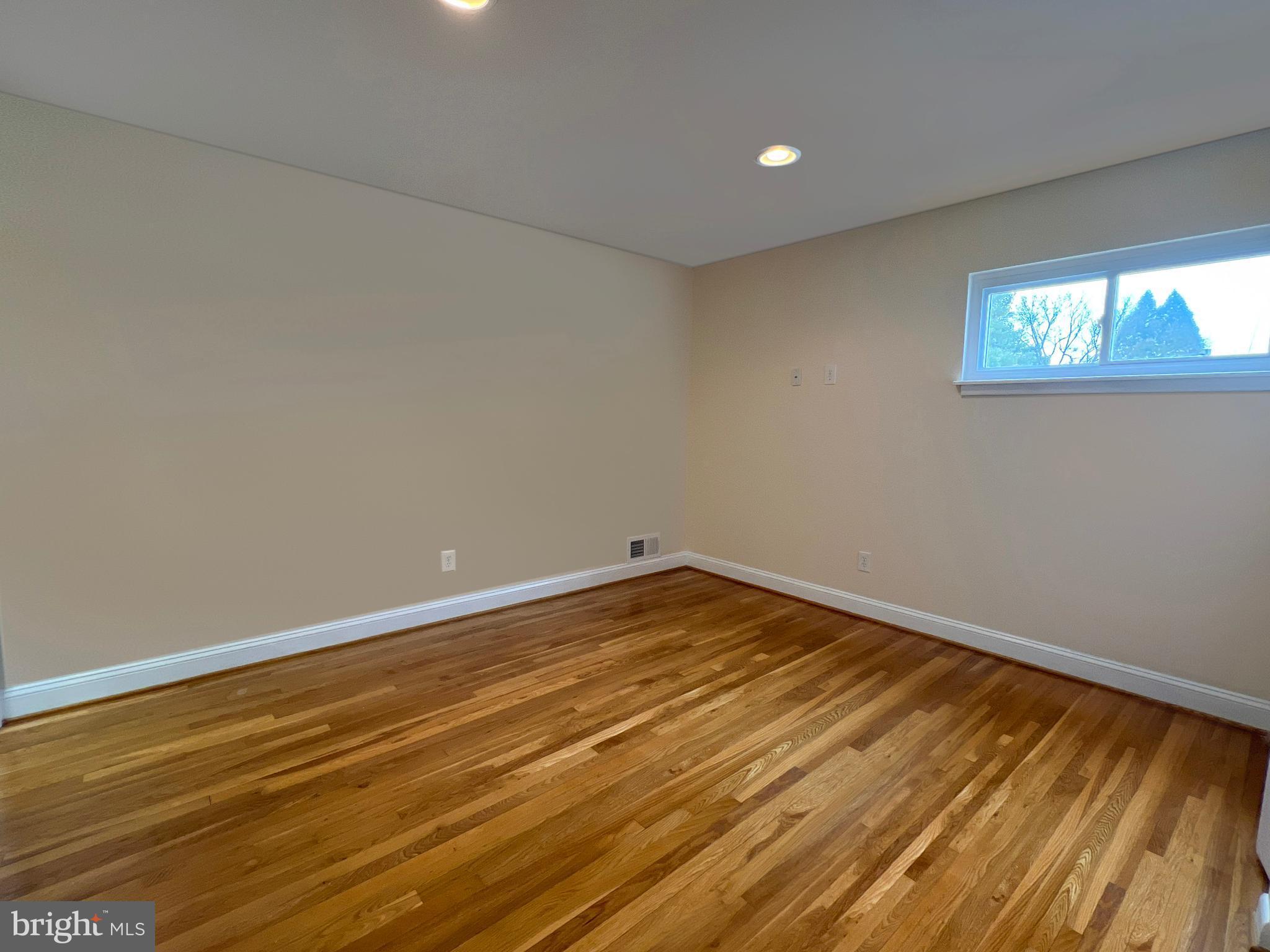 FAIRVIEW ESTATES - Residential