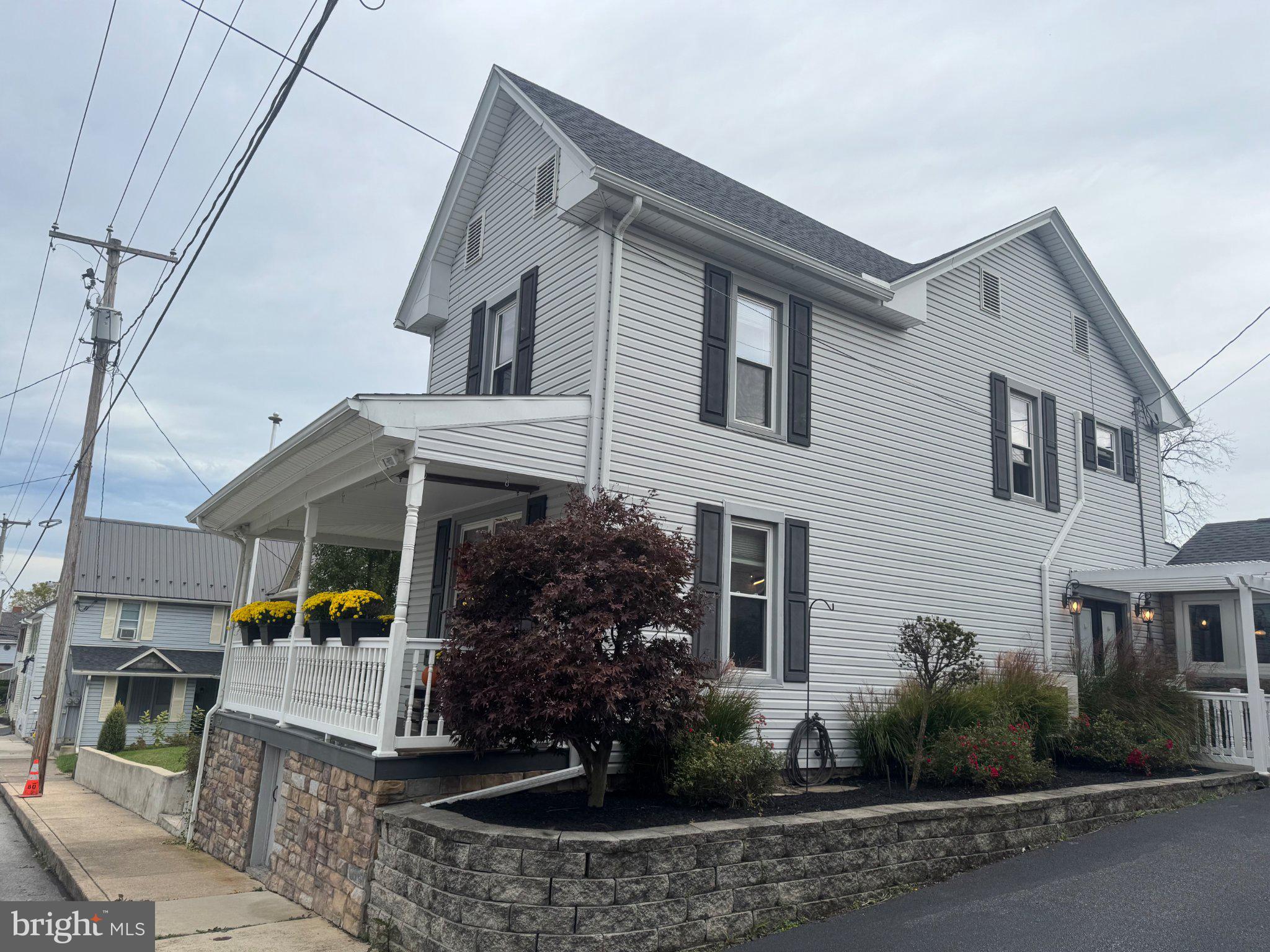 149 S 2ND STREET