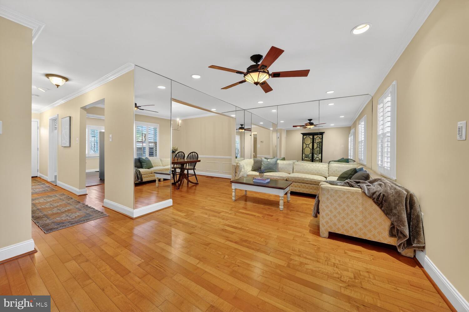 PINECREST HEIGHTS - Residential