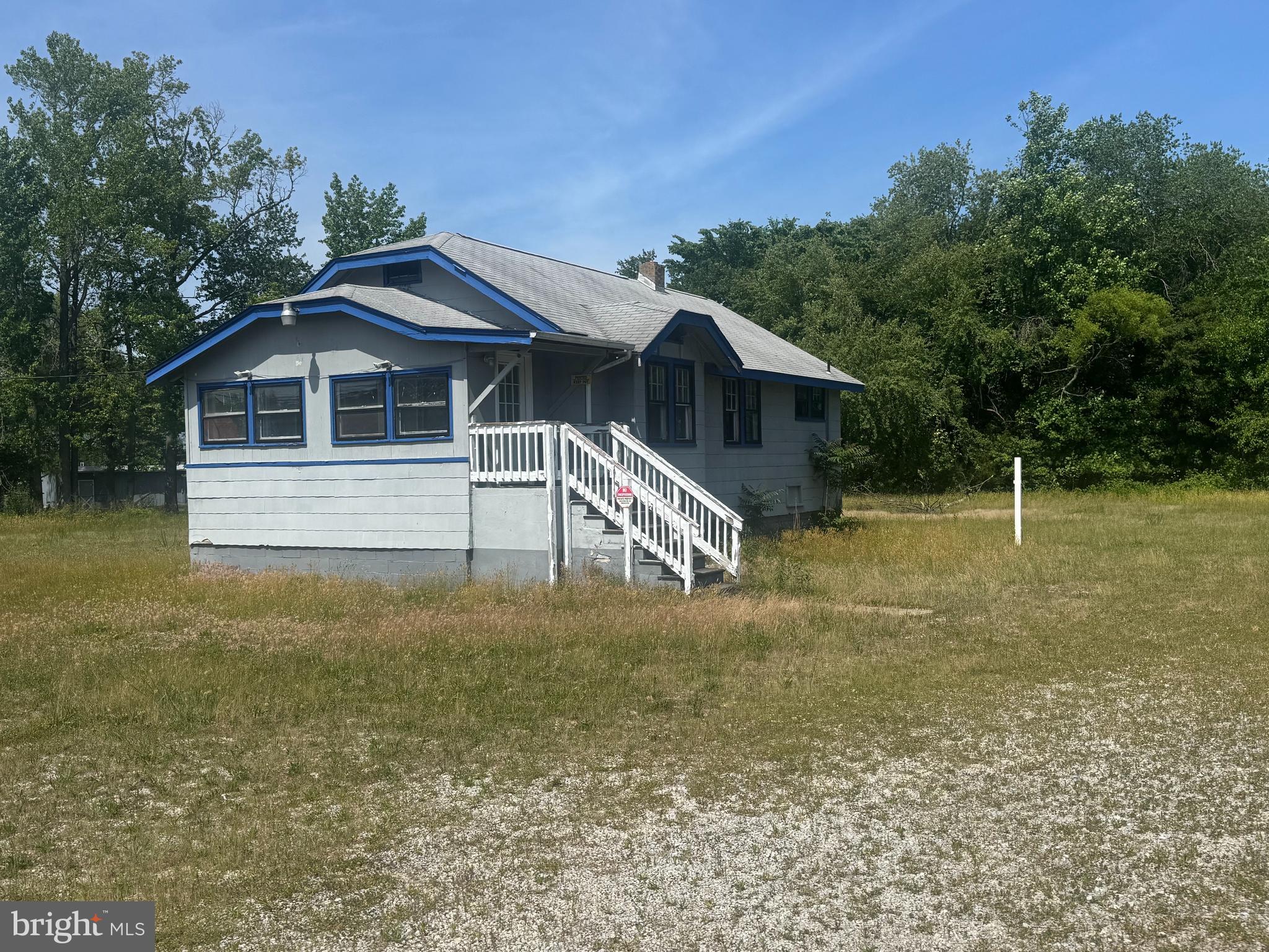 1573 S DELSEA DRIVE SOUTH