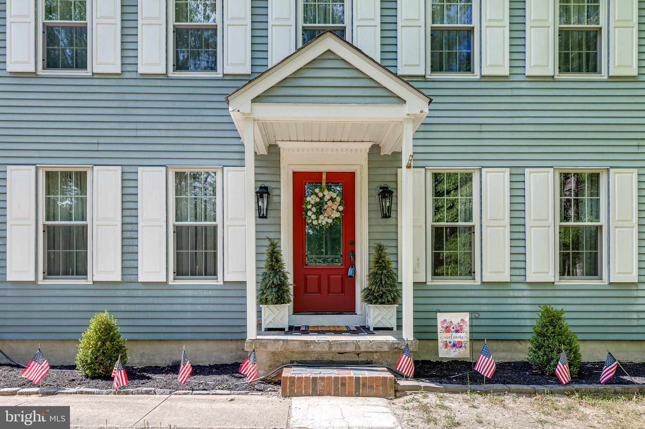 36 WALTHAM DRIVE