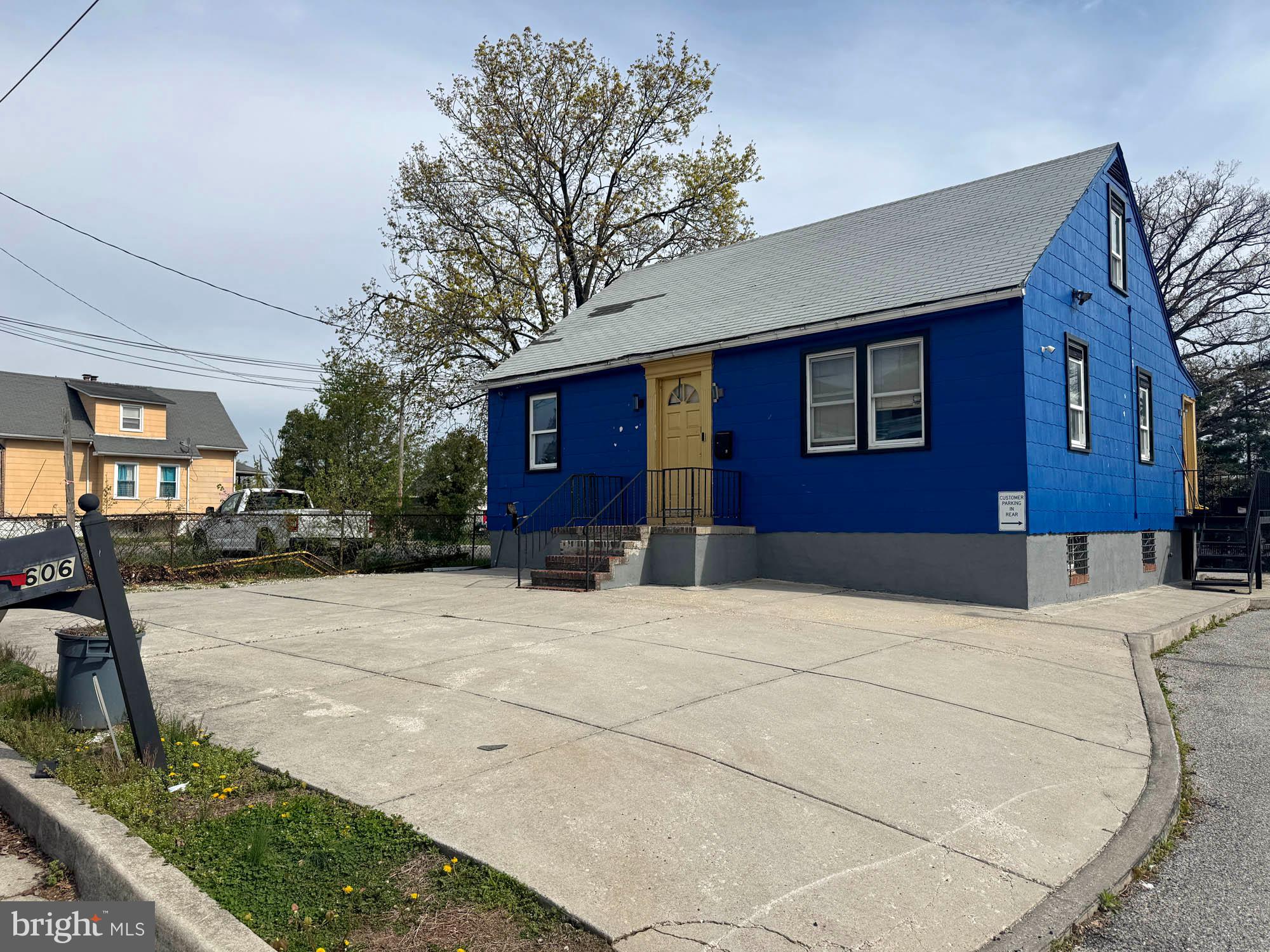 CATONSVILLE - Commercial Sale