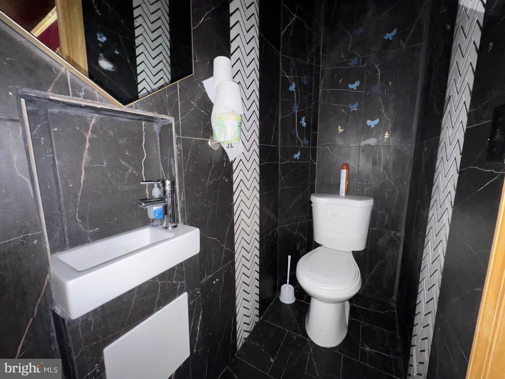 CATONSVILLE - Commercial Sale