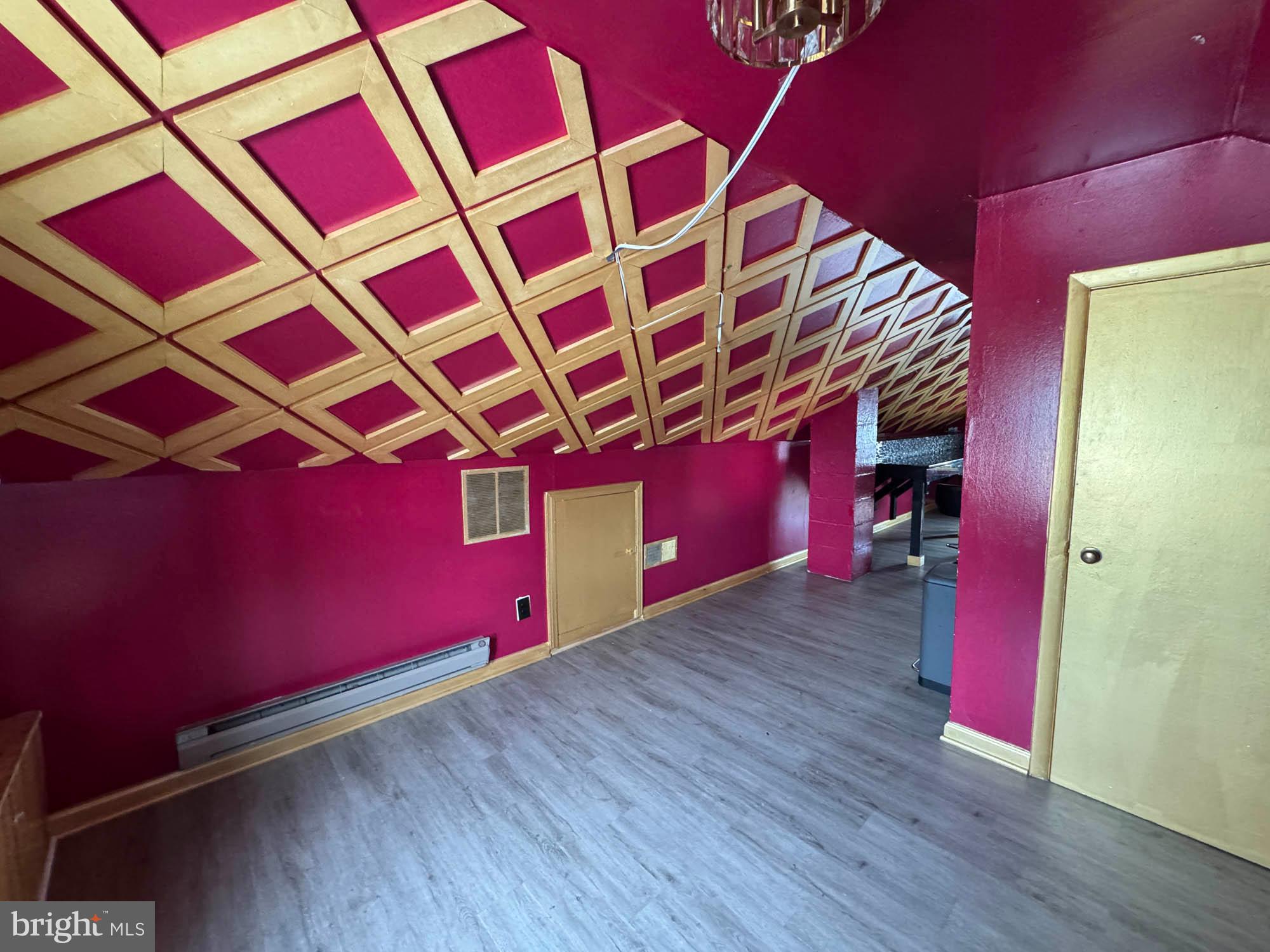 CATONSVILLE - Commercial Sale