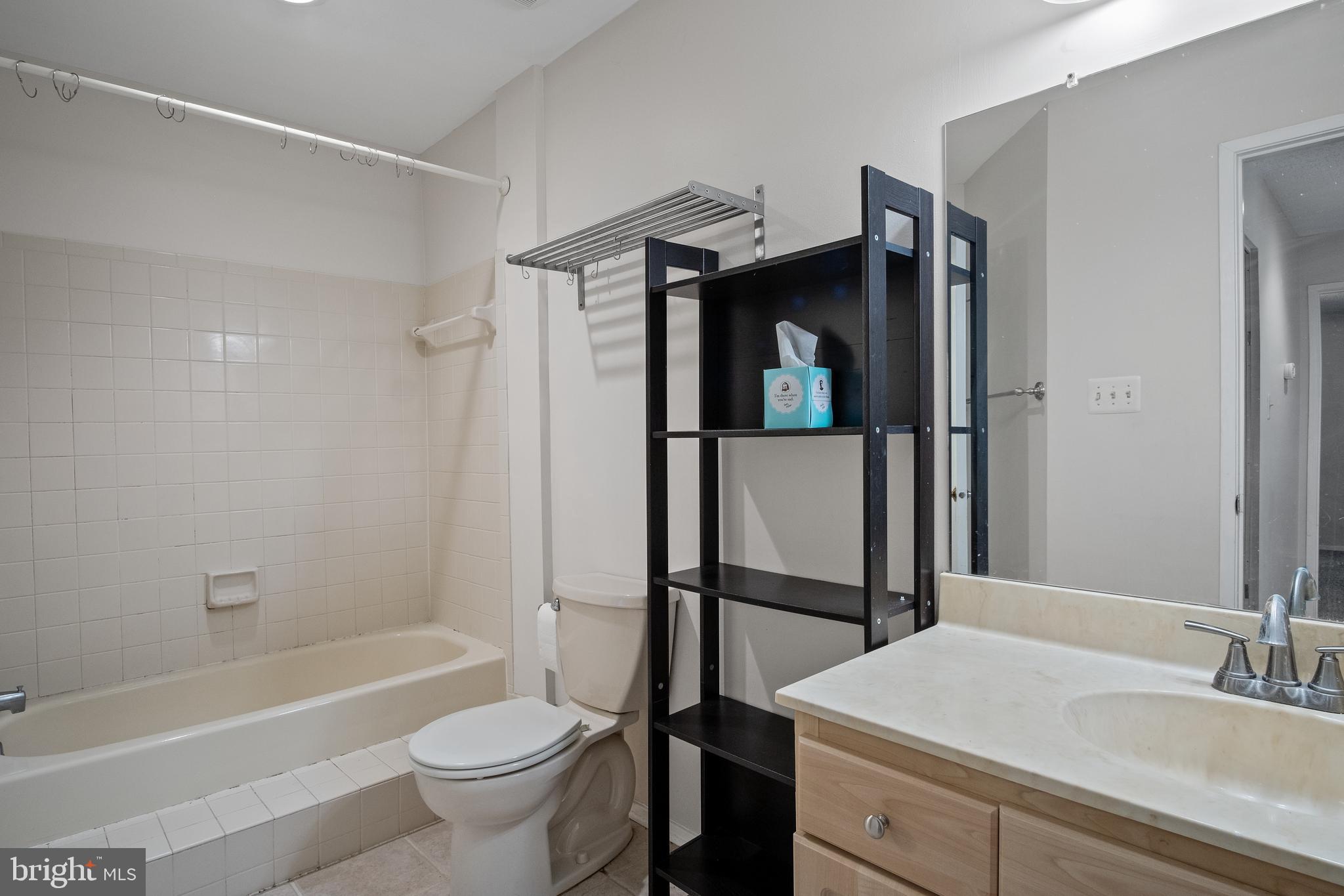 VILLARIDGE - Residential Lease