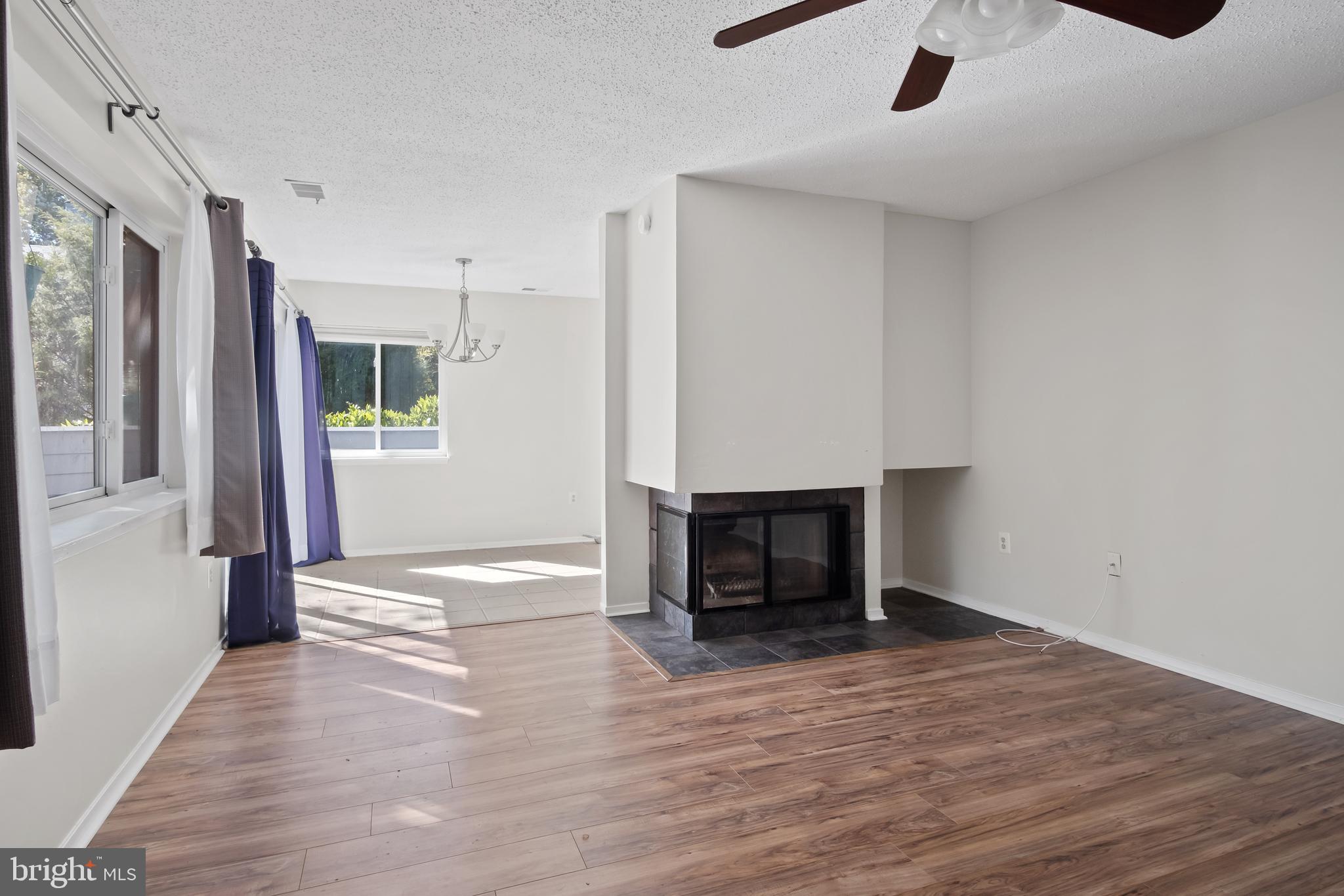 VILLARIDGE - Residential Lease