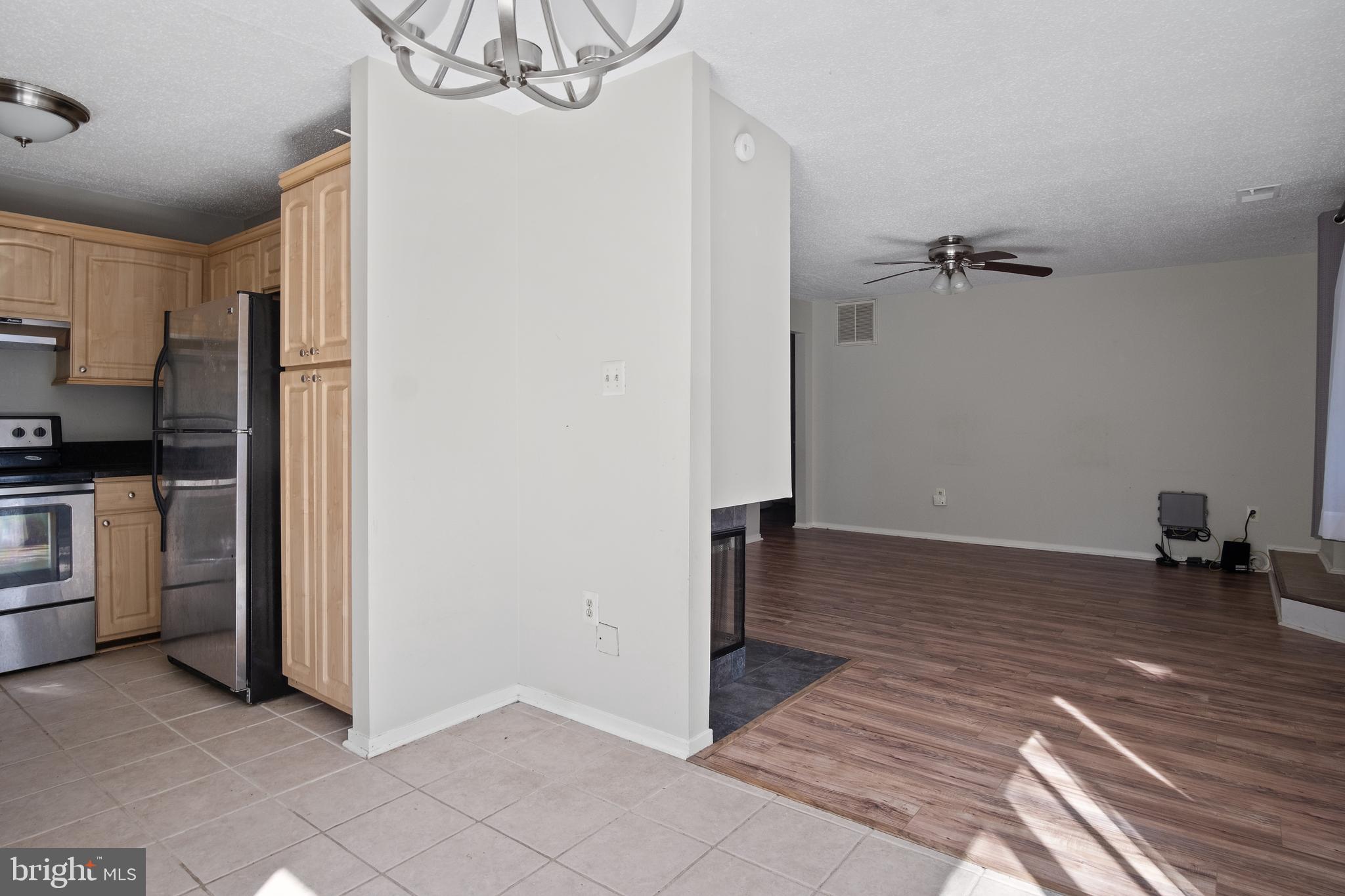 VILLARIDGE - Residential Lease