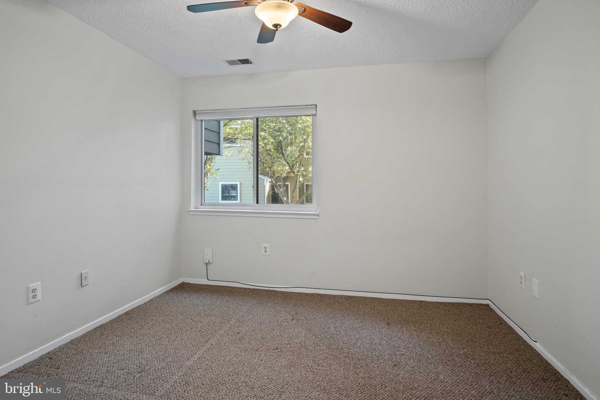 VILLARIDGE - Residential Lease