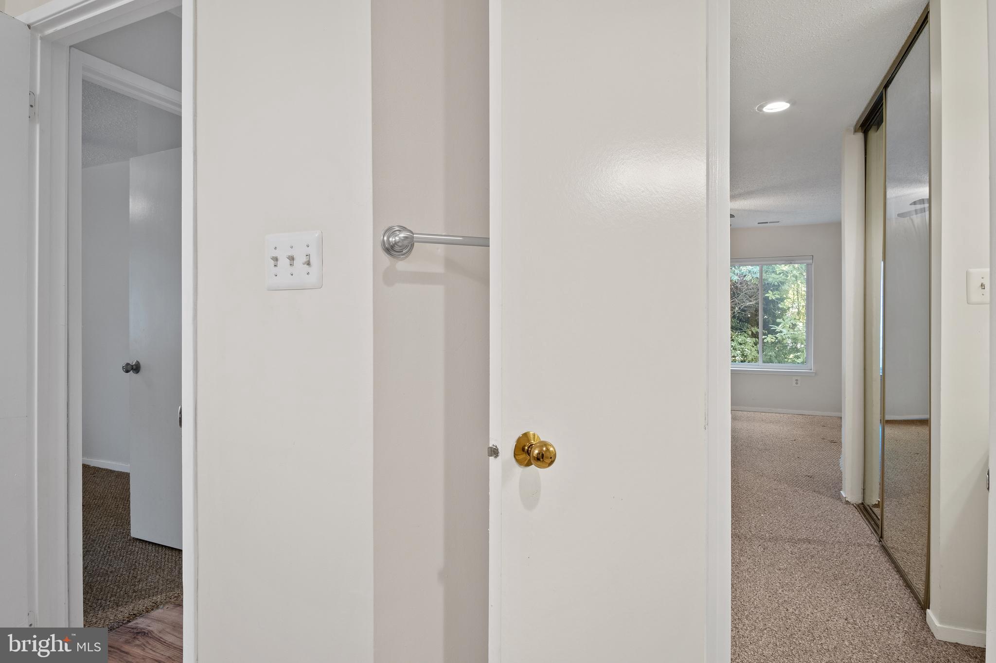 VILLARIDGE - Residential Lease