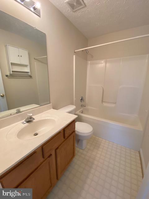 COVENTRY CREEK - Residential Lease