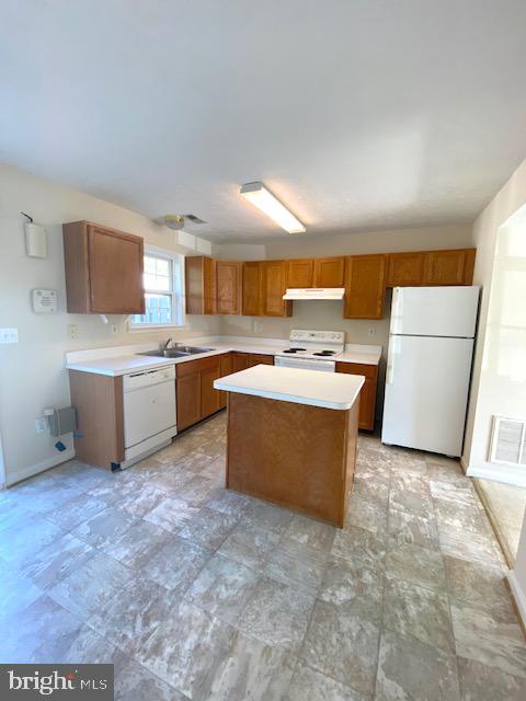 COVENTRY CREEK - Residential Lease