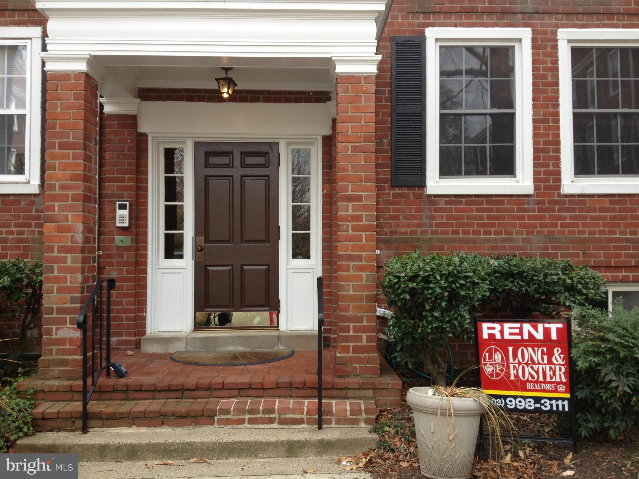 FAIRLINGTON VILLAGES - Residential Lease