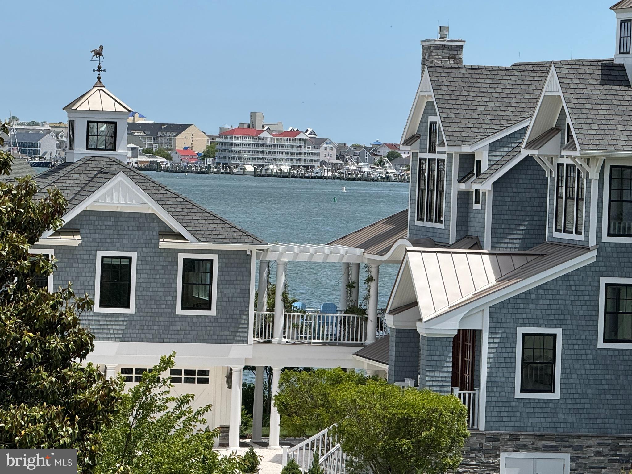 SEAPOINTE - Residential