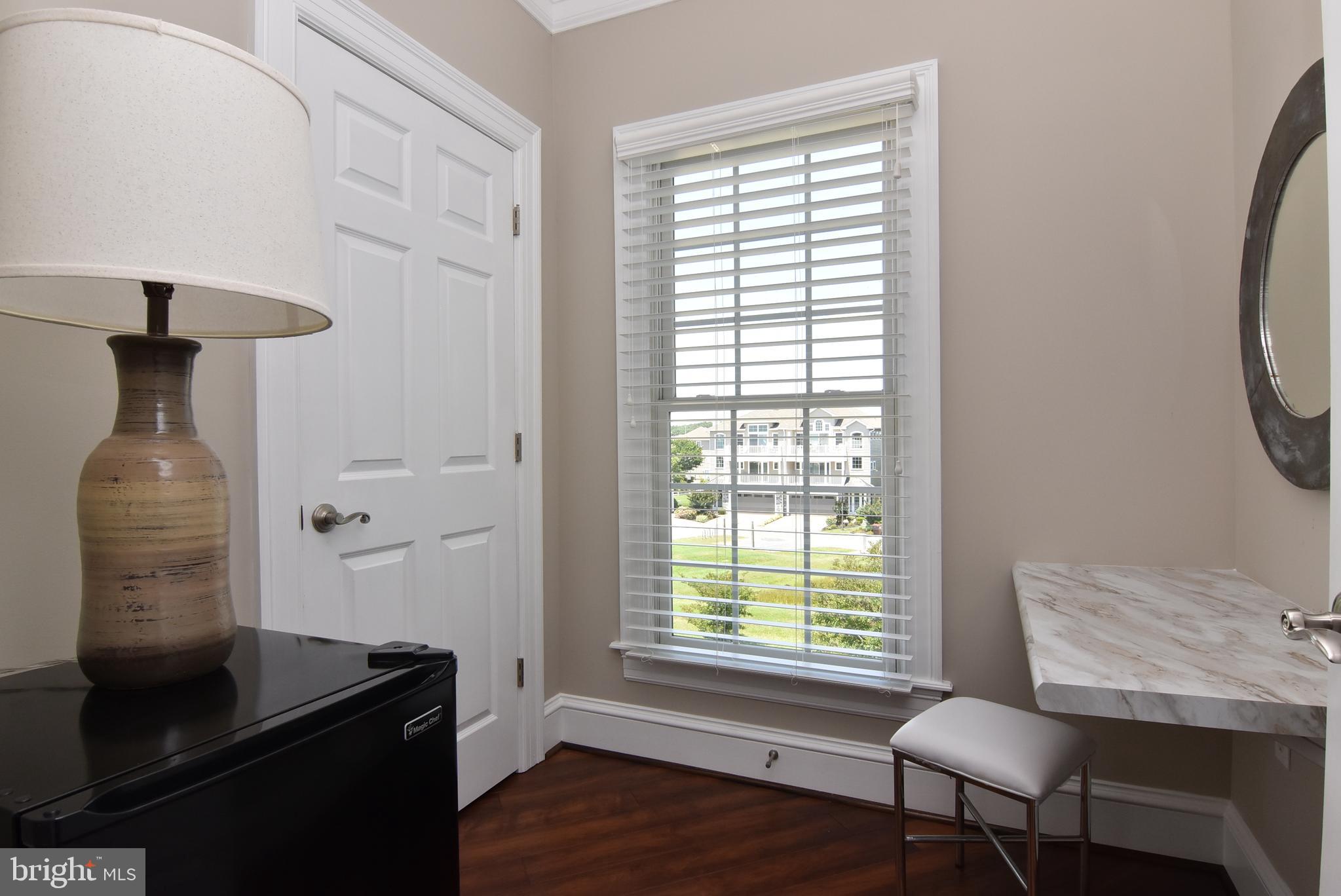 SEAPOINTE - Residential