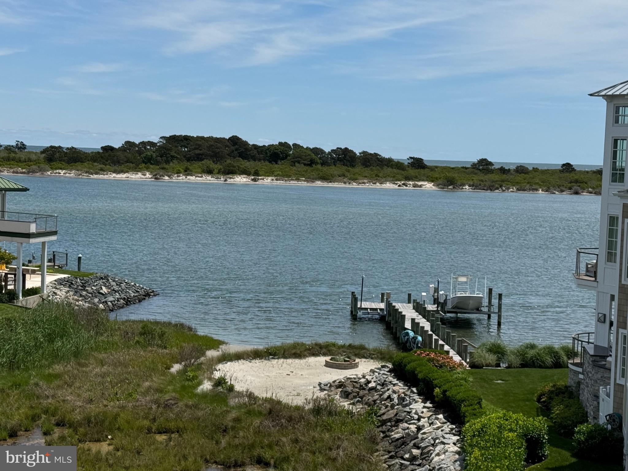 SEAPOINTE - Residential