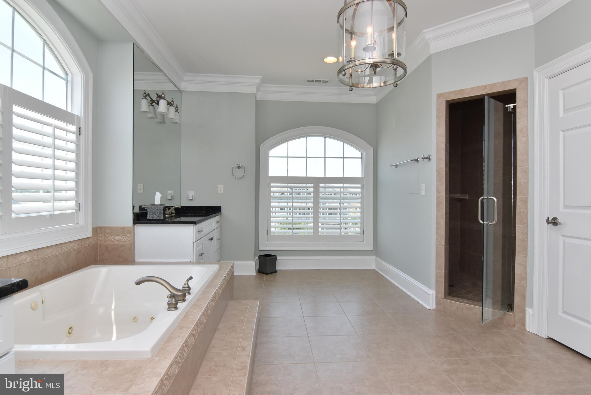 SEAPOINTE - Residential