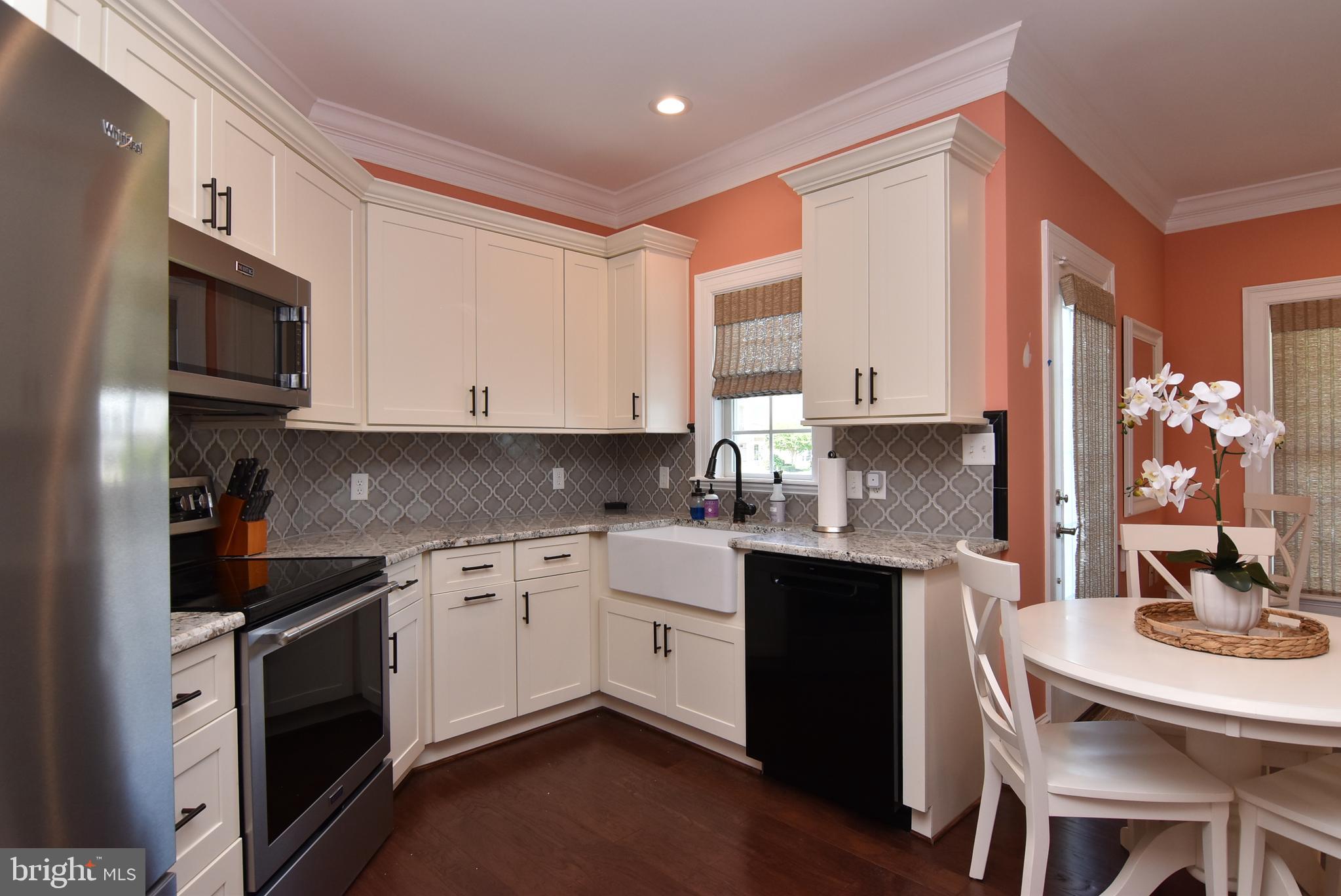 SEAPOINTE - Residential