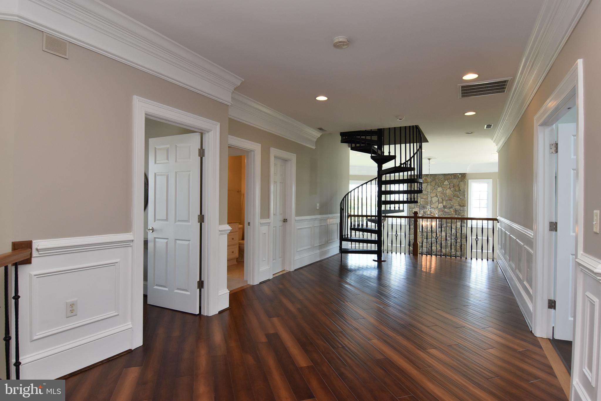 SEAPOINTE - Residential