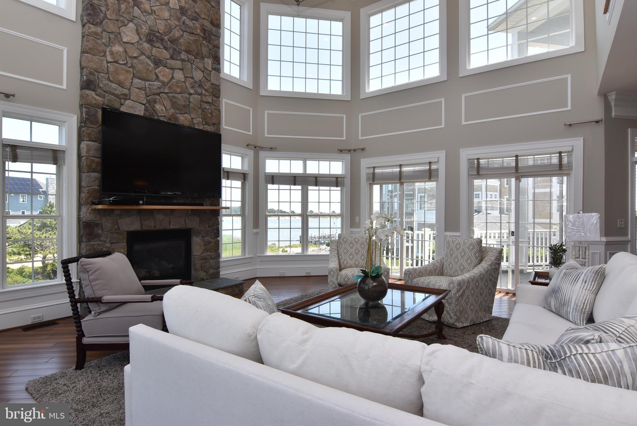 SEAPOINTE - Residential