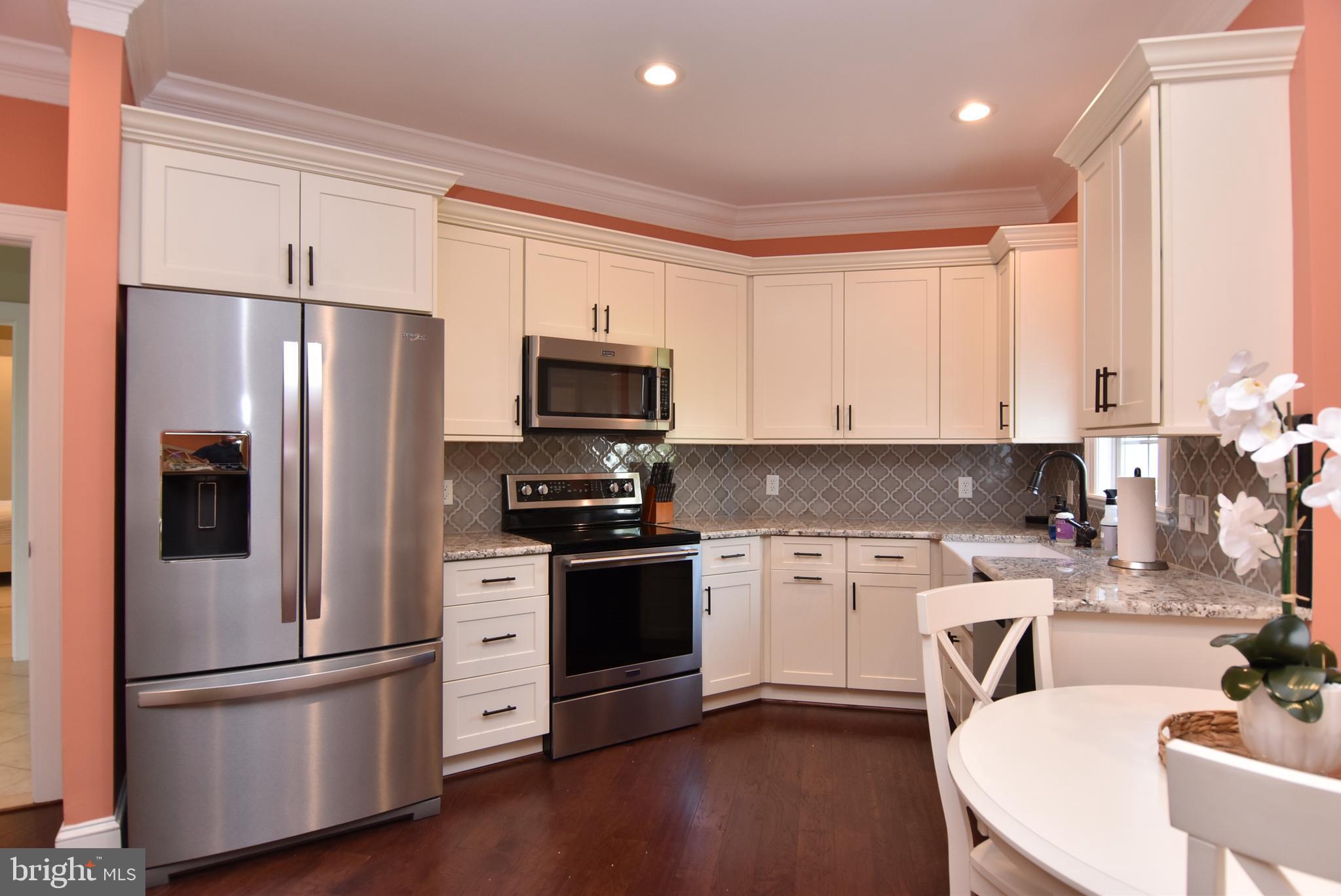 SEAPOINTE - Residential