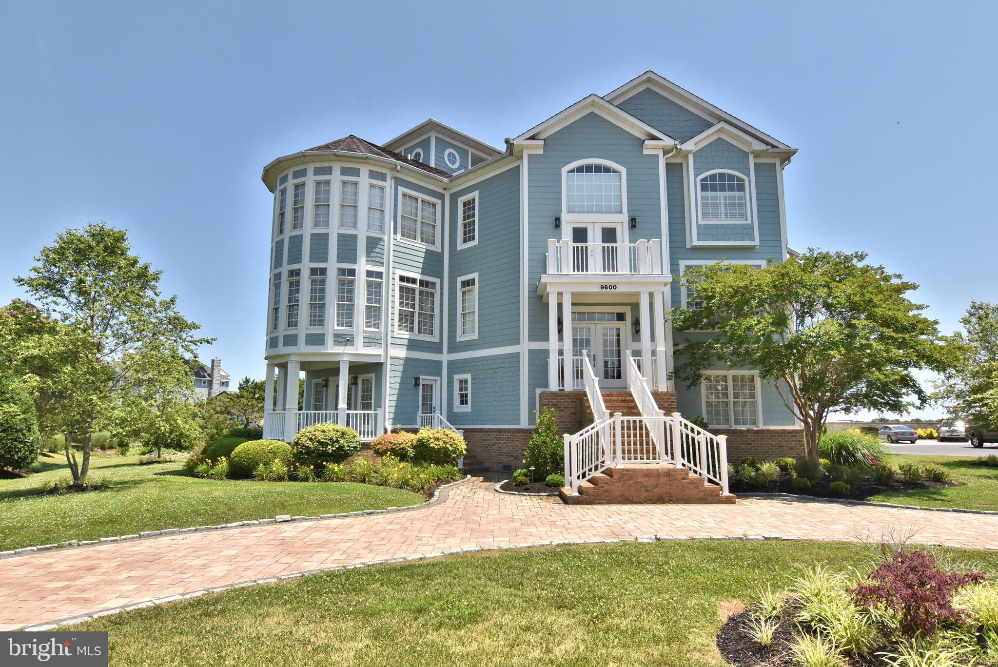 SEAPOINTE - Residential