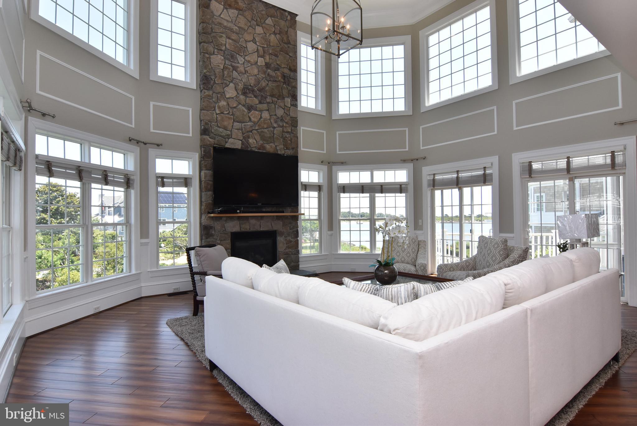 SEAPOINTE - Residential