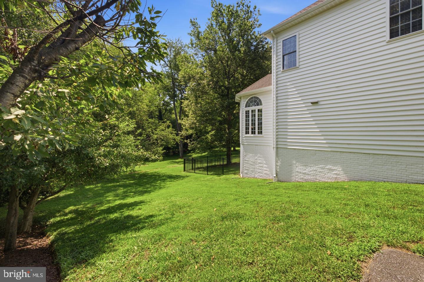 14140 SENECA ROAD