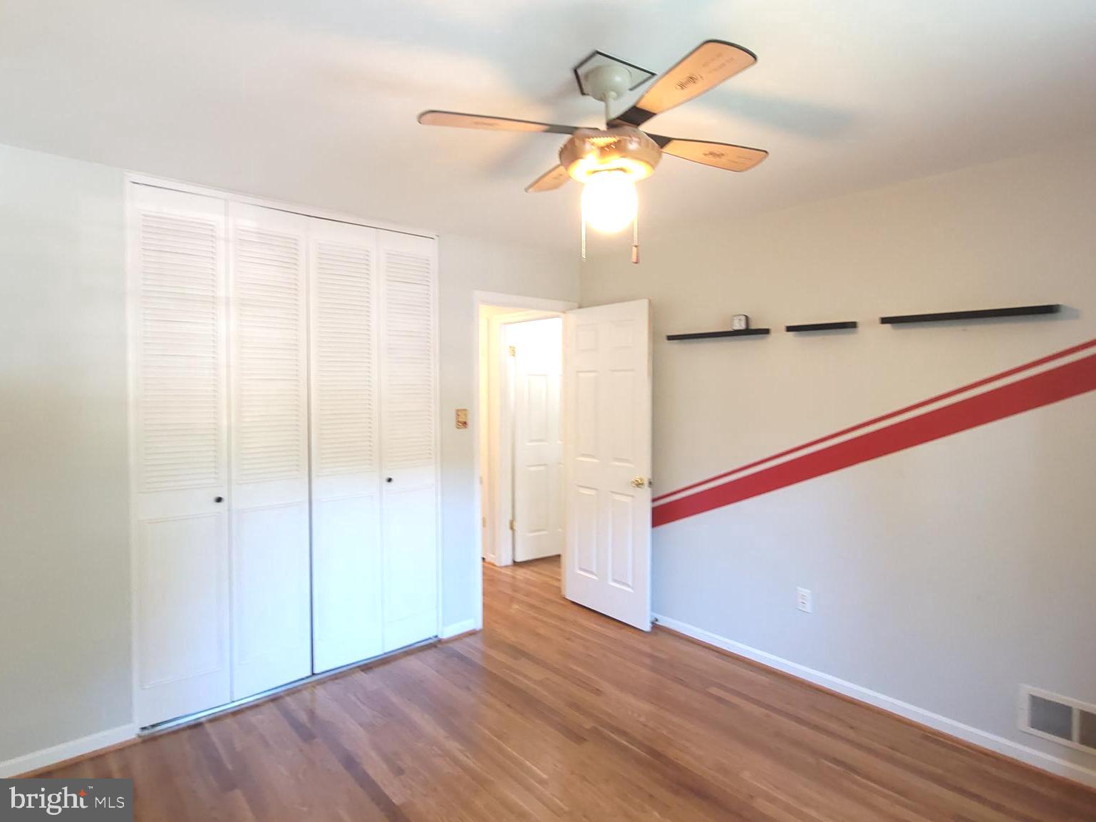 KINGS PARK WEST - Residential