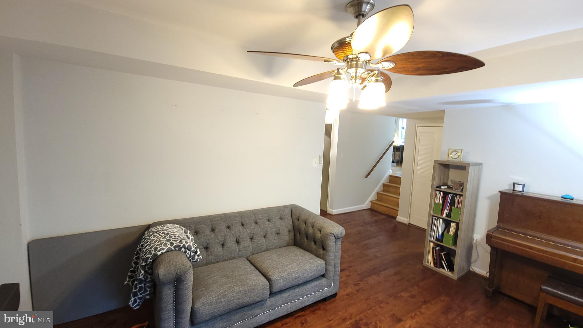 KINGS PARK WEST - Residential