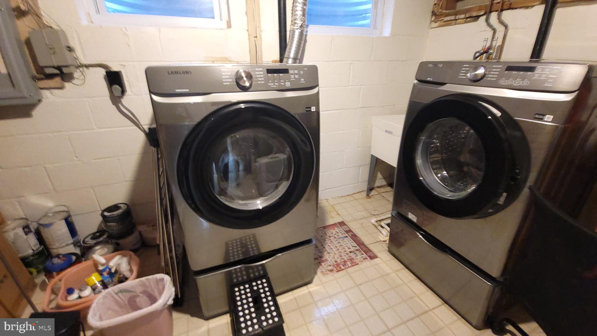 KINGS PARK WEST - Residential