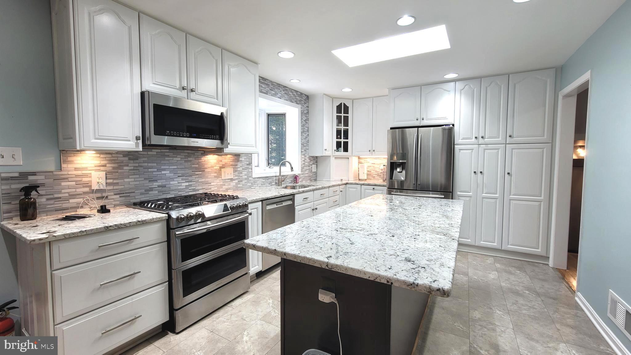 KINGS PARK WEST - Residential