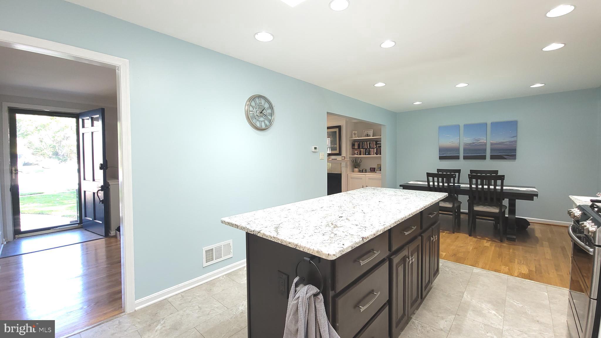 KINGS PARK WEST - Residential