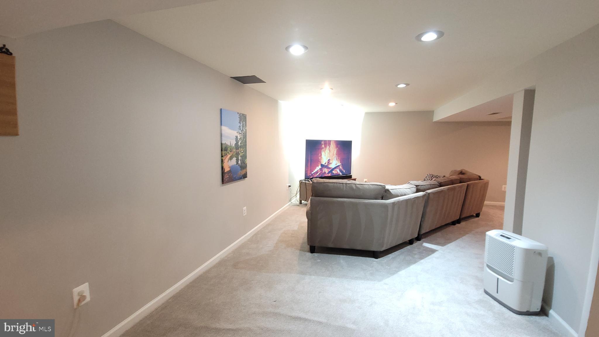 KINGS PARK WEST - Residential