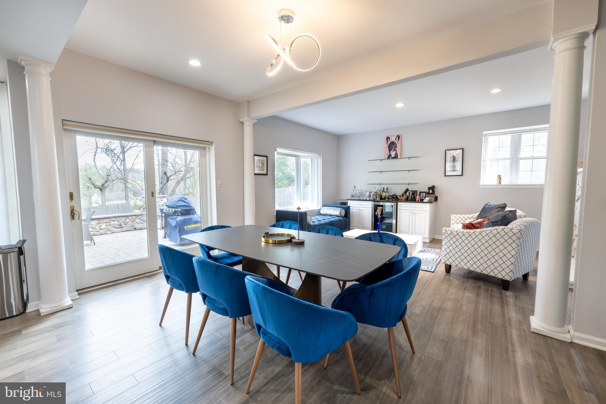 SPRING MILL - Residential