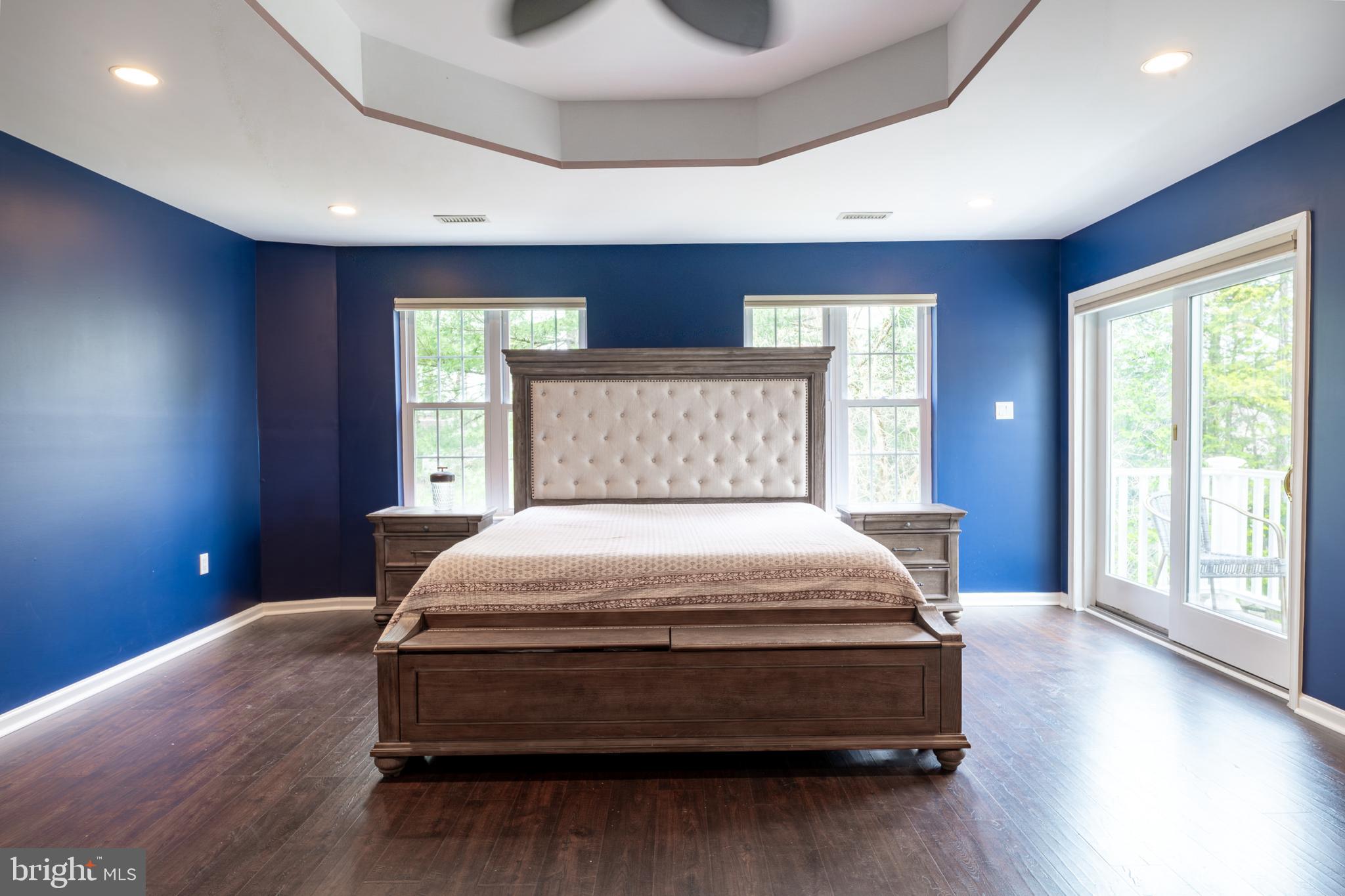 SPRING MILL - Residential