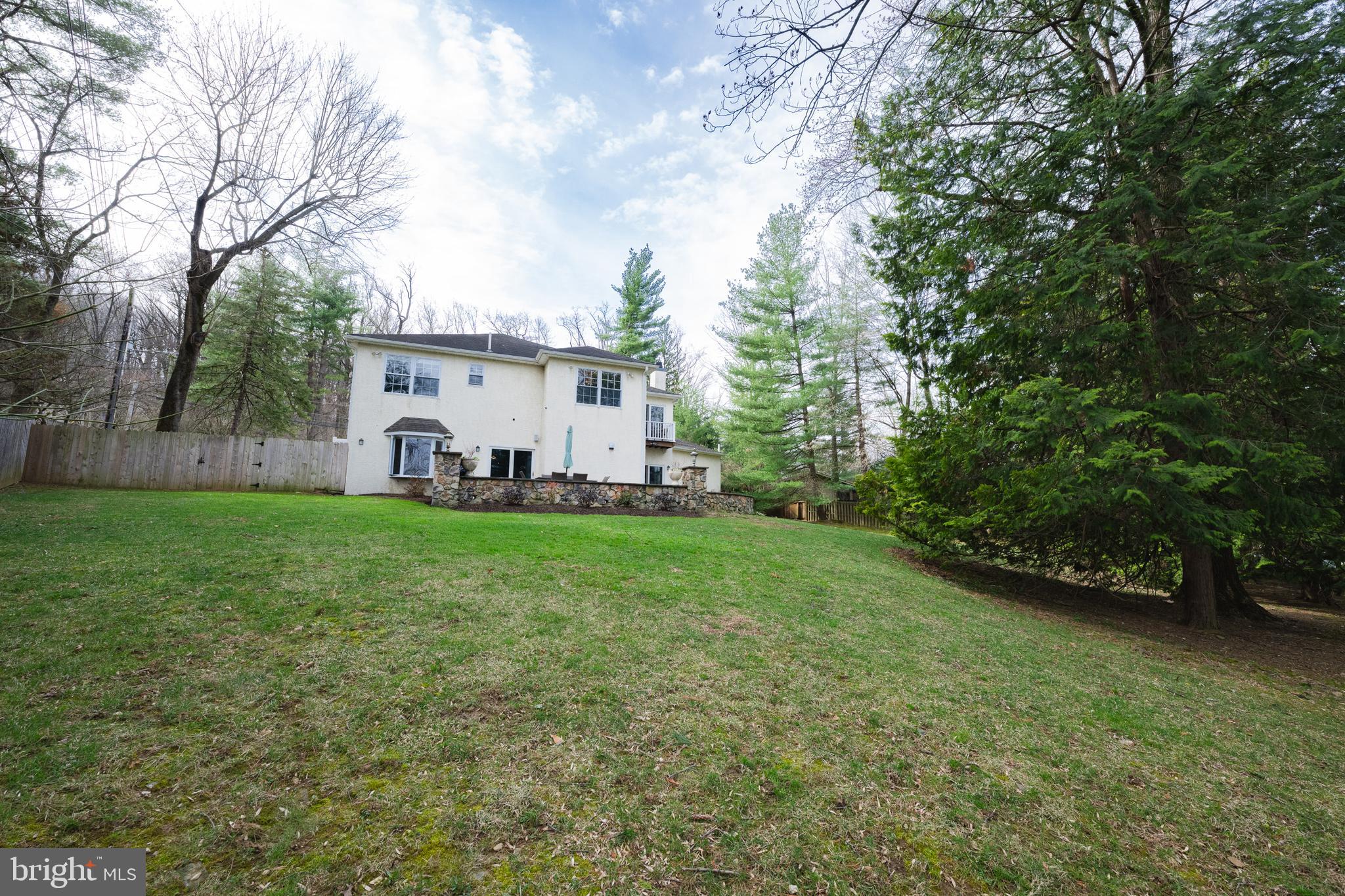 SPRING MILL - Residential