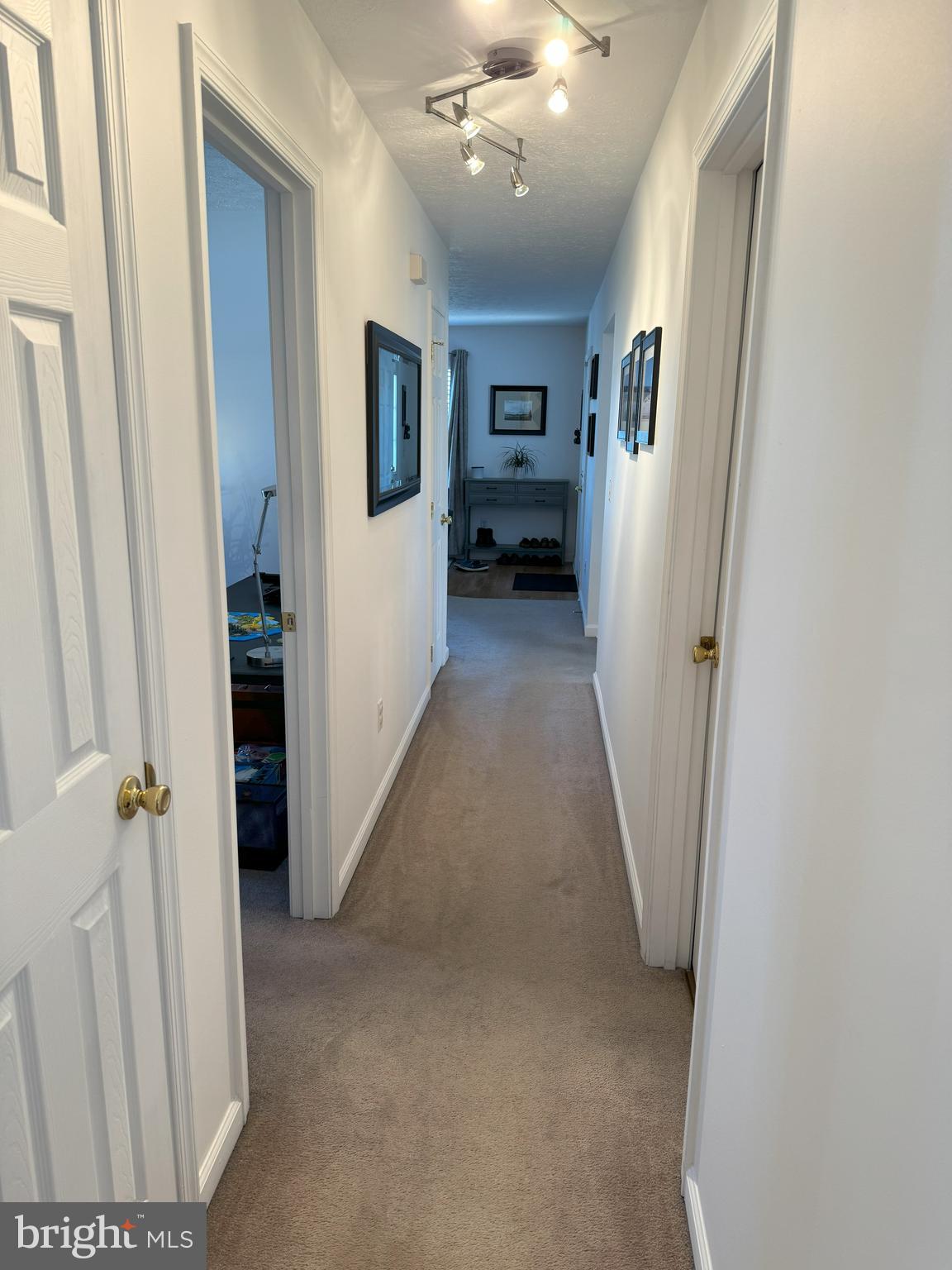 ELIZABETH STATION - Residential