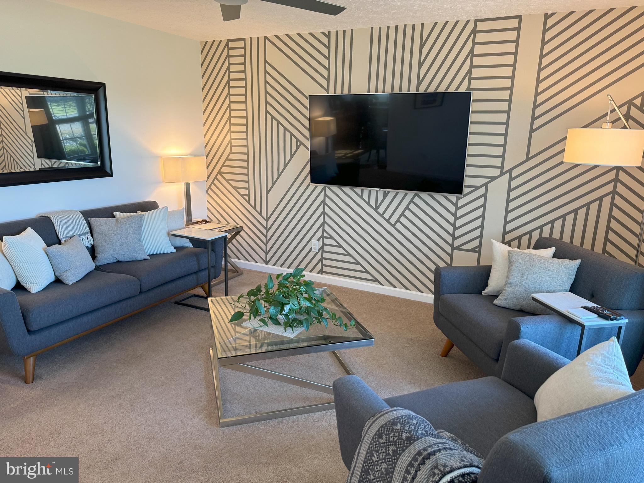 ELIZABETH STATION - Residential