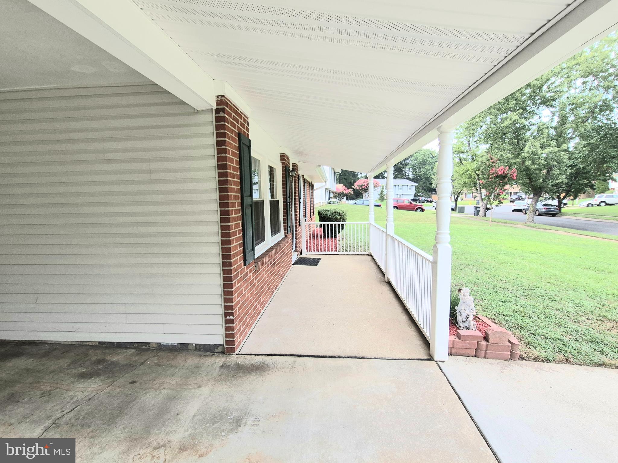 906 WADDELL ROAD