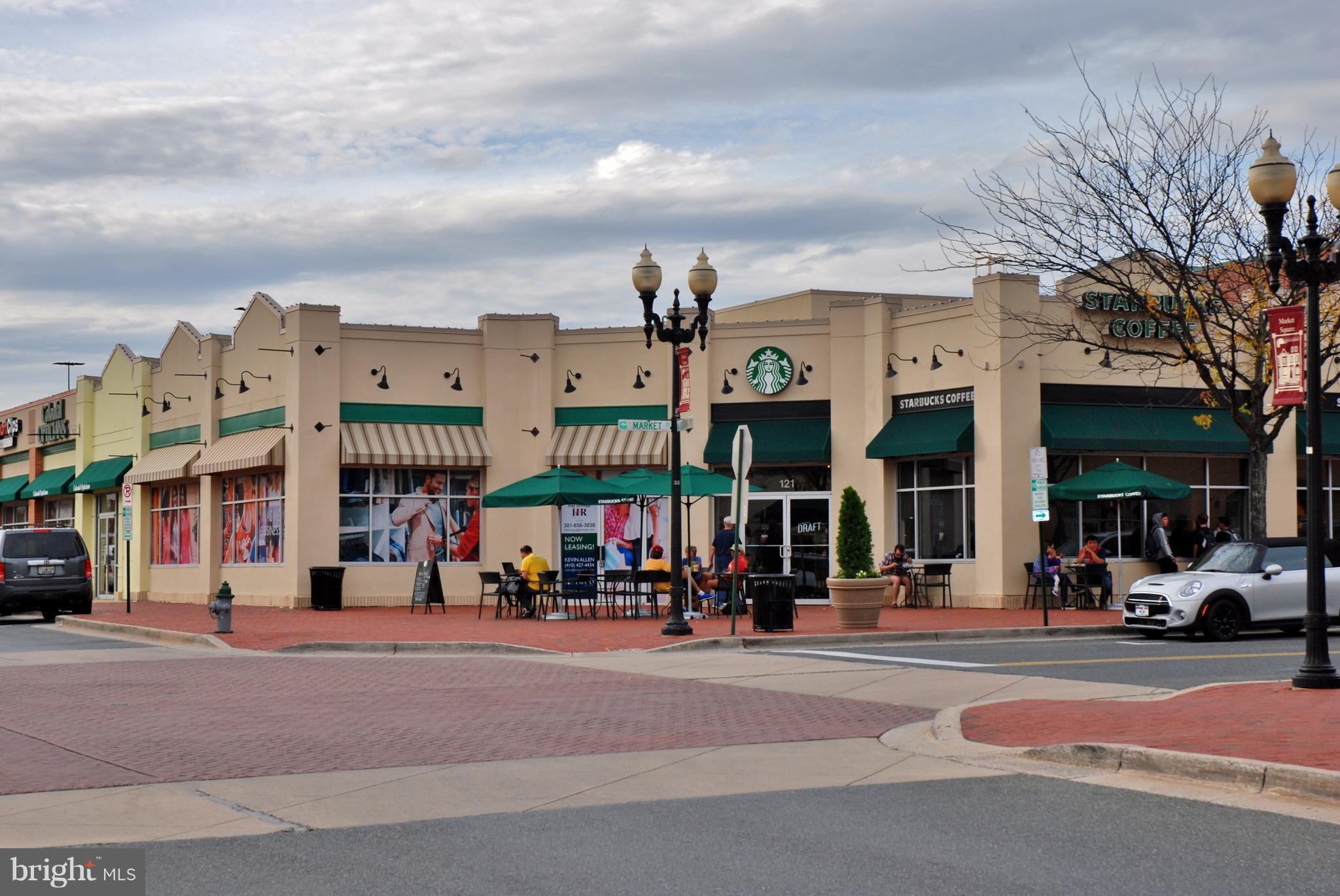 LAKELANDS - Residential