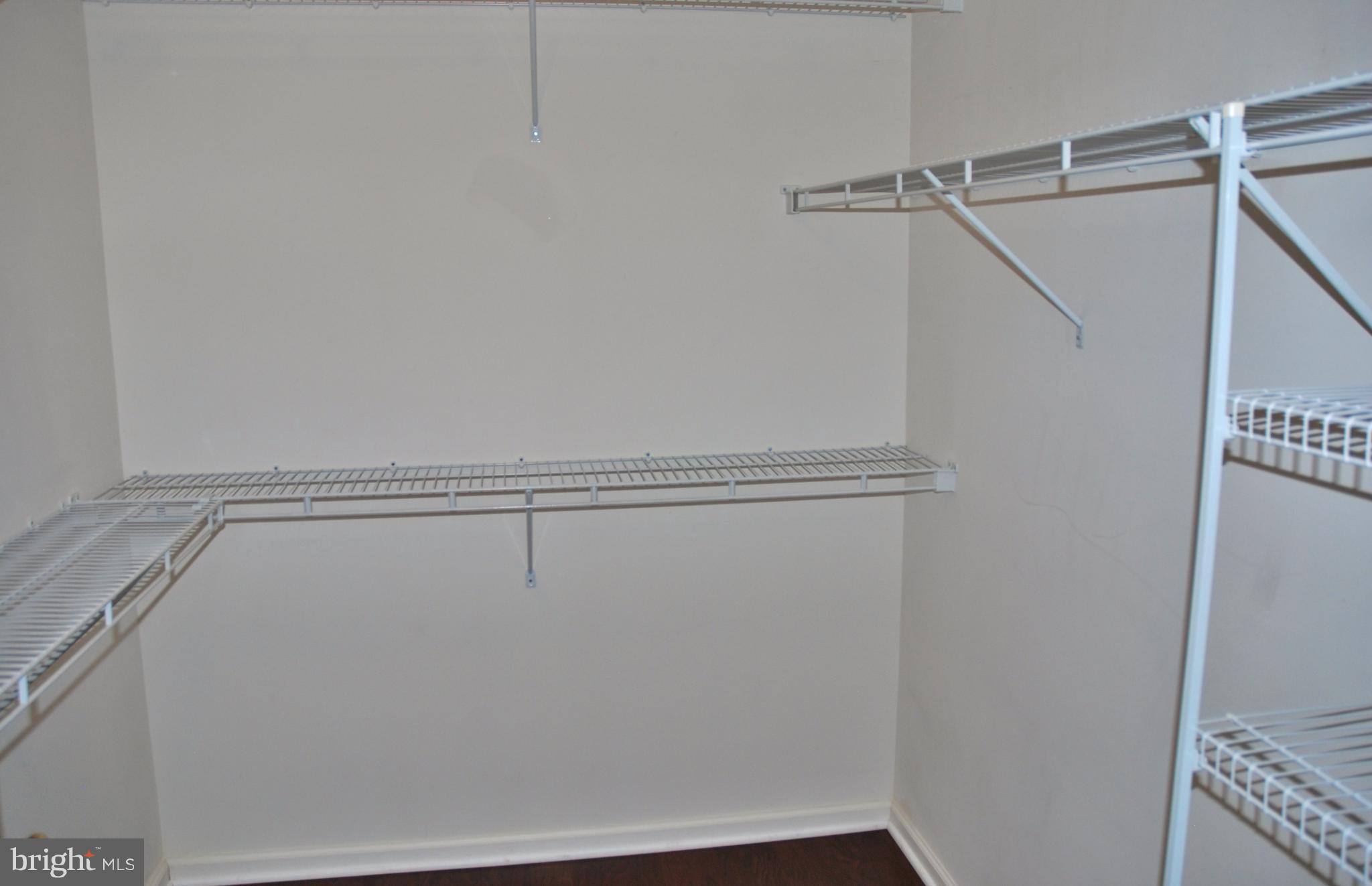 LAKELANDS - Residential