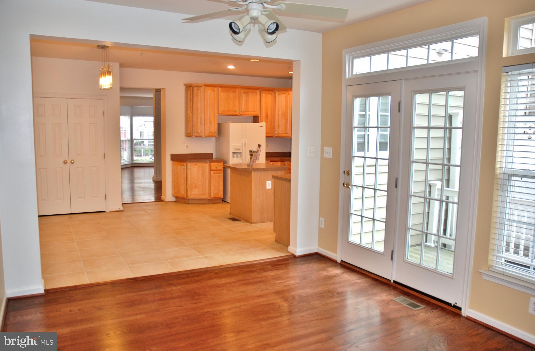 LAKELANDS - Residential