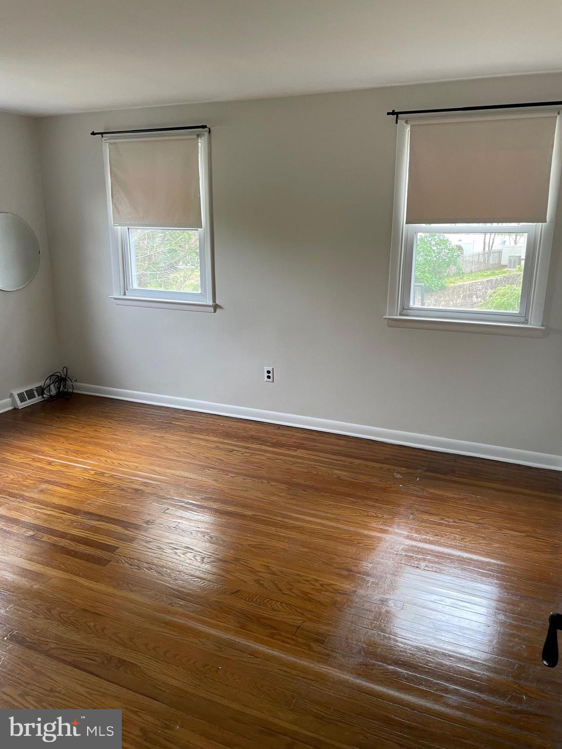 BEECHWOOD - Residential Lease