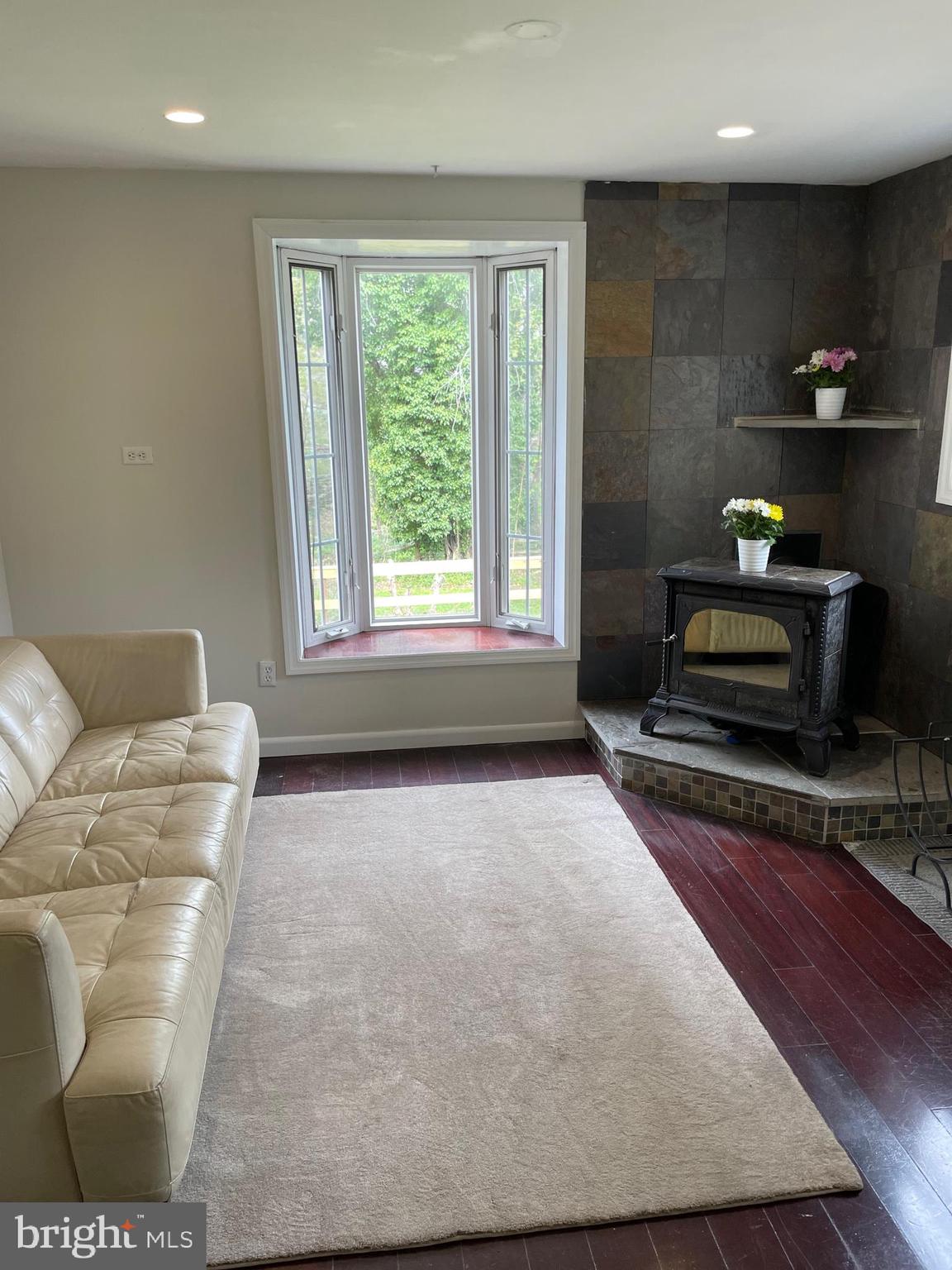 BEECHWOOD - Residential Lease